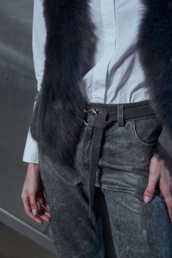 CINTURON MOORE GRIS